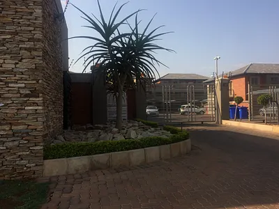 2 Bedroom Apartment For Sale in Pretoria - gdfh.webp