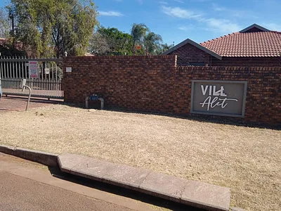 2 Bedroom Apartment To Rent in Pretoria - 2bAD.webp