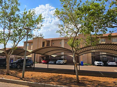 2 Bedroom Apartment For Sale in Pretoria - Us5Y.webp