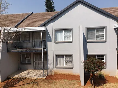 1 Bedroom Townhouse To Rent in Pretoria - 4Vhr.webp