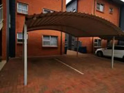 2 Bedroom Apartment To Rent in Pretoria - bcjV.webp