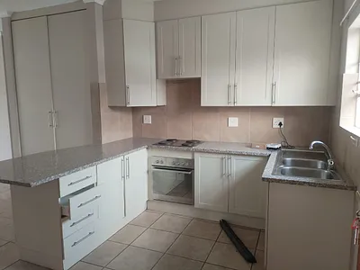 2 Bedroom Apartment To Rent in Pretoria - 8vVp.webp