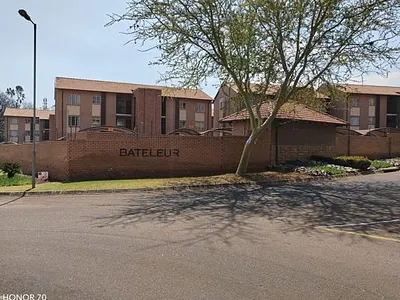 1 Bedroom Apartment To Rent in Pretoria - HtMA.webp