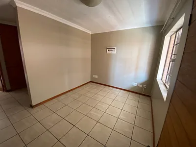 1 Bedroom Apartment To Rent in Pretoria - 85yd.webp