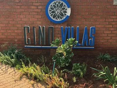 2 Bedroom Townhouse To Rent in Pretoria - 6Wxe.webp