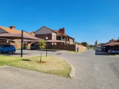 2 Bedroom Apartment To Rent in Pretoria - jkV6.webp
