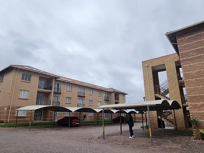 2 Bedroom Apartment To Rent in Pretoria - ksqO.webp