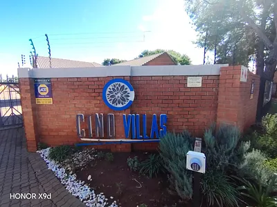 2 Bedroom Apartment To Rent in Pretoria - UrTC.webp