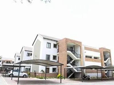 0.5 Bedroom Apartment To Rent in Pretoria - Lz2b.webp
