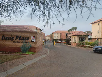 2 Bedroom Apartment To Rent in Pretoria - 4Mte.webp
