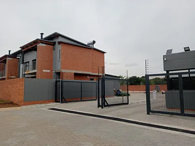 2 Bedroom Apartment To Rent in Pretoria - Xo9F.webp