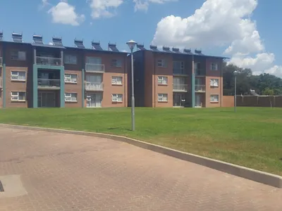2 Bedroom Townhouse To Rent in Pretoria - QtSg.webp