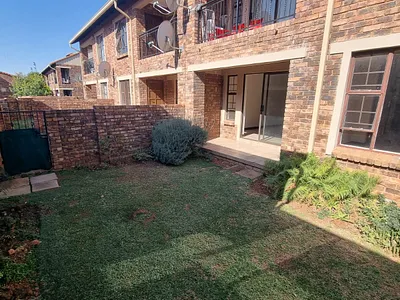 2 Bedroom Apartment To Rent in Pretoria - nPTI.webp