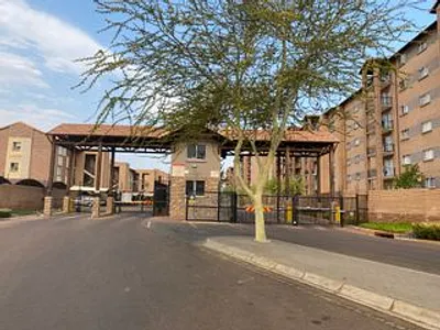 2 Bedroom Apartment To Rent in Annlin-Wes, Pretoria - gH0n.webp