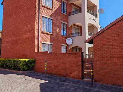 2 Bedroom Apartment For Sale in Centurion - ggnM.webp