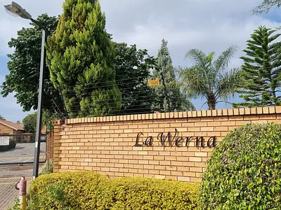 3 Bedroom Apartment To Rent in Pretoria - C1if.webp
