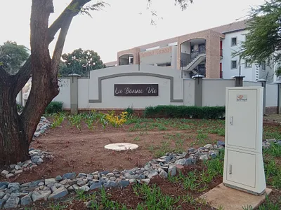0.5 Bedroom Apartment To Rent in Pretoria - mGFz.webp