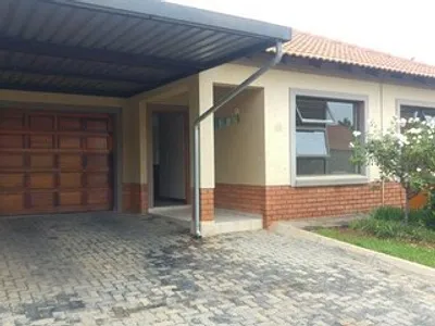 3 Bedroom Townhouse For Sale in Pretoria - img