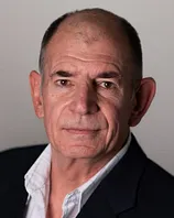 Deon van der Merwe - j5Js.webp