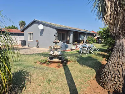3 Bedroom House For Sale in Pretoria - LgHW.webp