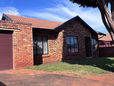 3 Bedroom House For Sale in Soshanguve XX, Soshanguve - MWrN.webp