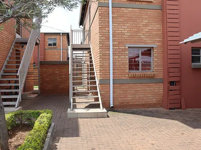 2 Bedroom Apartment To Rent in Pretoria - aEZZ.webp