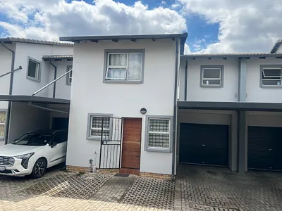 3 Bedroom Apartment For Sale in Randburg - xqtF.webp