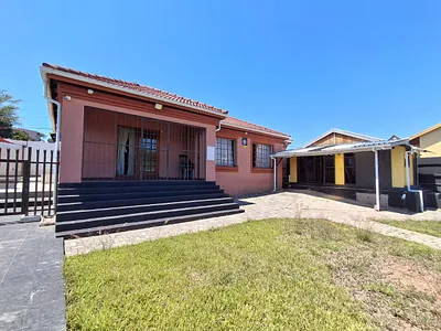 3 Bedroom House For Sale in Nelspruit - DF8l.webp