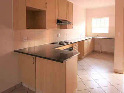 3 Bedroom Apartment To Rent in Hazeldean, Pretoria - img