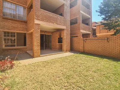 2 Bedroom Apartment To Rent in Hazeldean, Pretoria - R2kI.webp