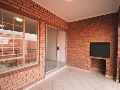 2 Bedroom Apartment To Rent in Hazeldean, Pretoria - xzpj.webp