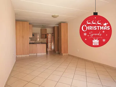 2 Bedroom Apartment To Rent in Hazeldean, Pretoria - mPkS.webp