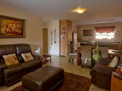 3 Bedroom Townhouse To Rent in Pretoria - Y0F8.webp