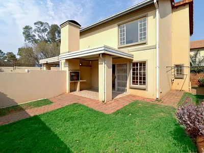 2 Bedroom Townhouse To Rent in Pretoria - OlxU.webp