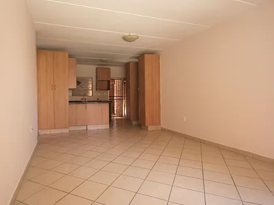 2 Bedroom Apartment To Rent in Pretoria - jqBm.webp
