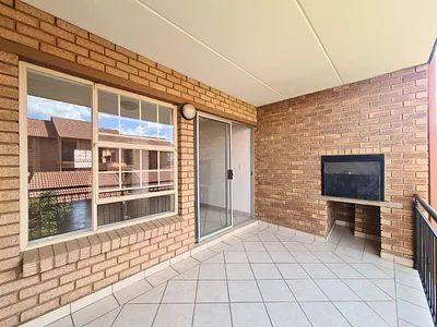 2 Bedroom Apartment To Rent in Pretoria - 9Yui.webp