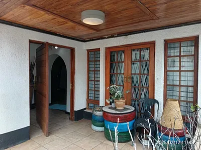 5 Bedroom House For Sale in Johannesburg - jiCo.webp