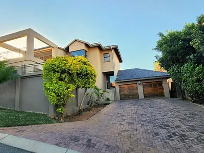 3 Bedroom House For Sale in Rustenburg - MQMJ.webp
