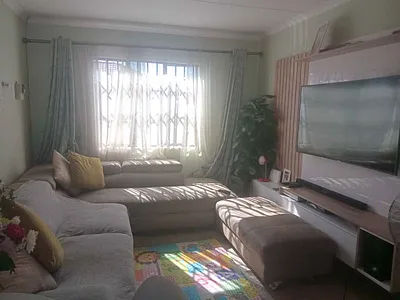 3 Bedroom House For Sale in Akasia - Ea0r.webp