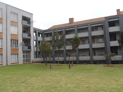 2 Bedroom Apartment For Sale in Pretoria - SYrG.webp
