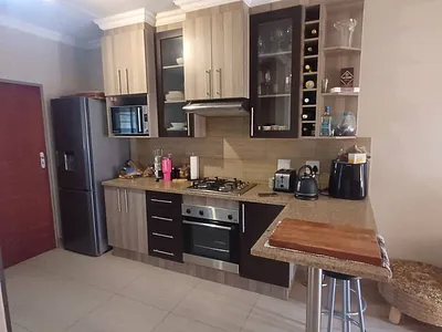 2 Bedroom Apartment To Rent in Pretoria - D451.webp