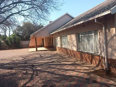 3 Bedroom House For Sale in Centurion - Jkp2.webp