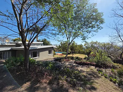 6 Bedroom House For Sale in Nelspruit - img
