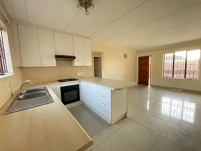 2 Bedroom Apartment To Rent in Kempton Park - img