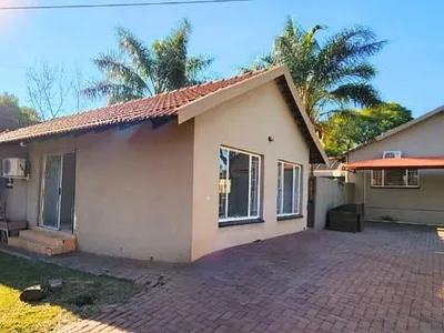 2 Bedroom Apartment To Rent in Wierda Park, Centurion - img