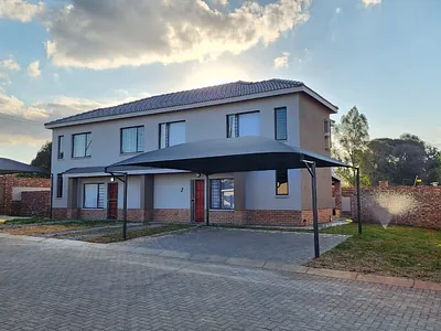 3 Bedroom Townhouse For Sale in Waterval East, Rustenburg - img