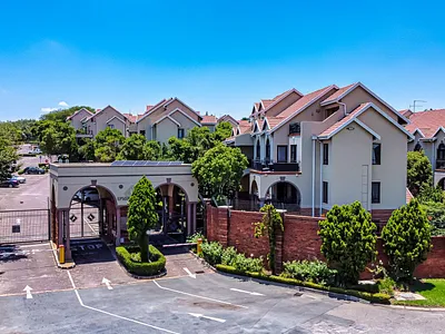 2 Bedroom Apartment For Sale in Sandton - img