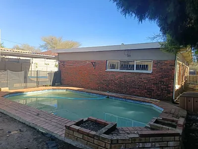 3 Bedroom House For Sale in Greymont, Johannesburg - HK5p.webp