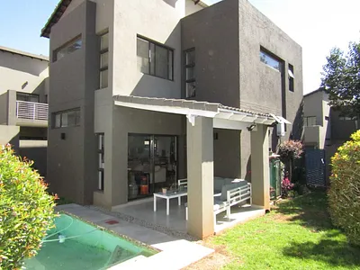 3 Bedroom Townhouse For Sale in Randburg - tryK.webp