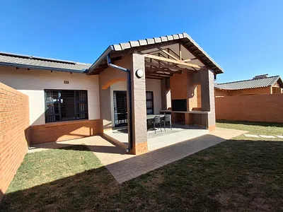 3 Bedroom Townhouse For Sale in Pretoria - vjj9.webp